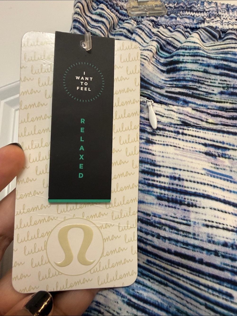 NWT Lululemon &go Keepsake Short - Picture 3 of 9